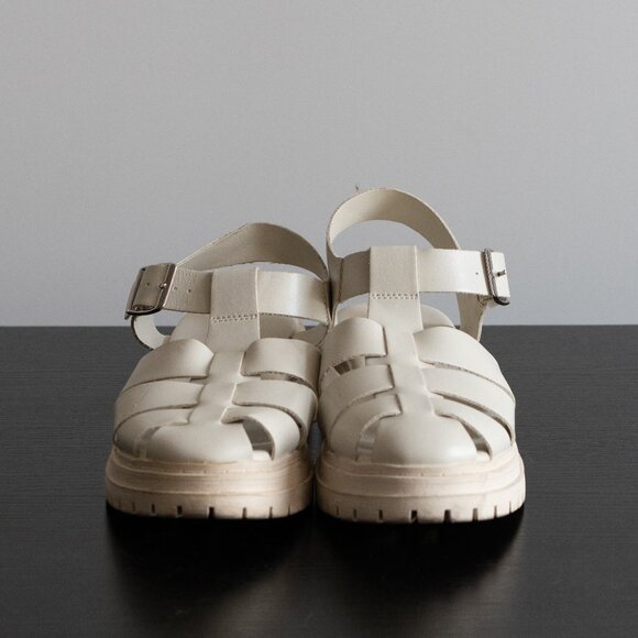 Old Navy Chunky Heel Fisherman Sandals – White | Women’s Size 8 - Picture 3 of 10